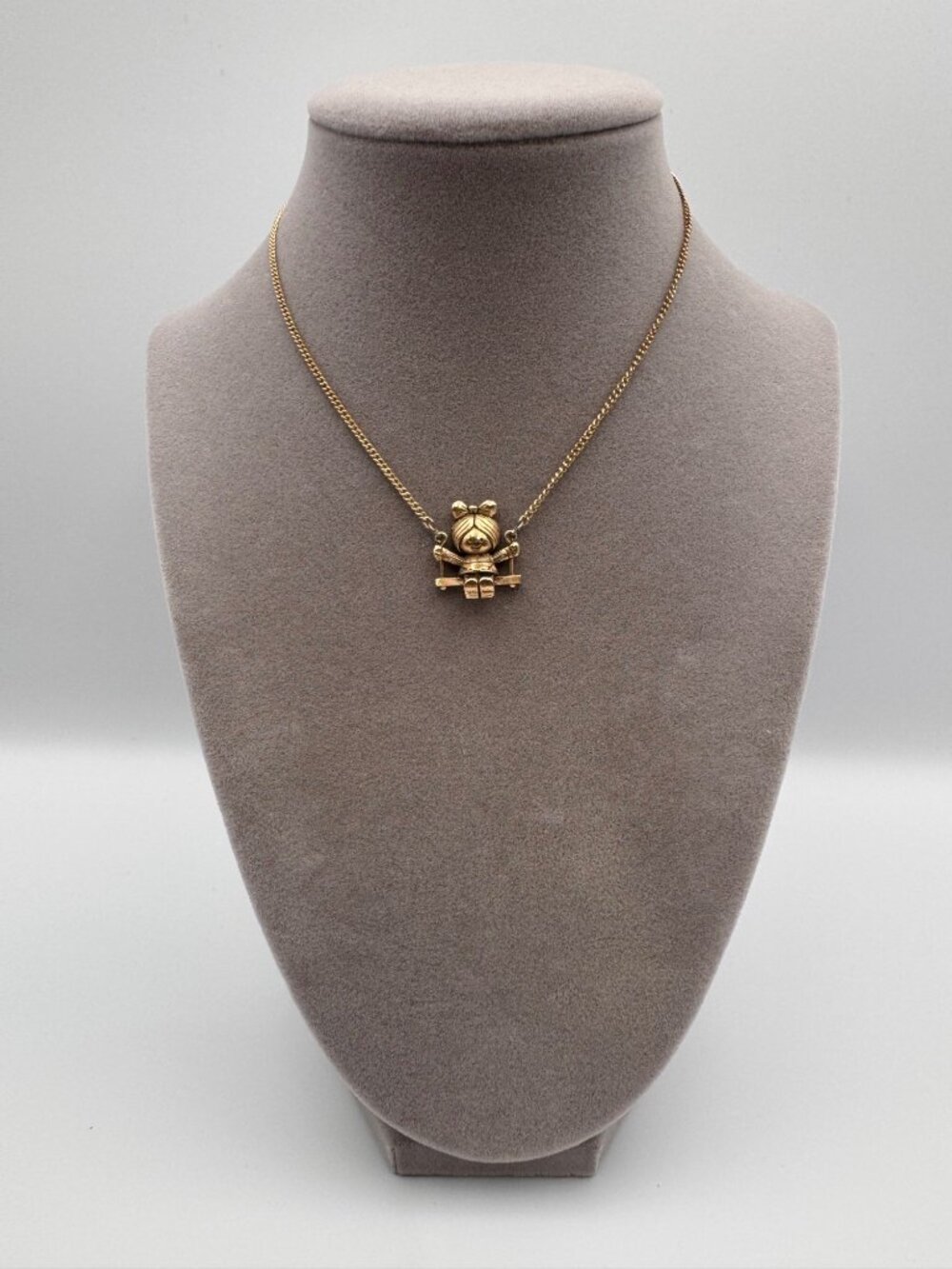 Vintage 1978 Avon Swing Sweetly Girl Swing Pendant Necklace Gold Tone
